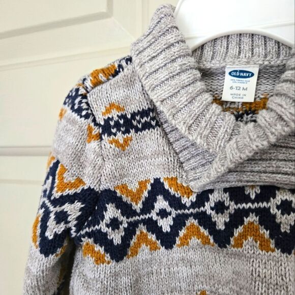 2/$15 Old Navy Faie Isle Knit Sweater Size 6-12 M - Picture 2 of 3
